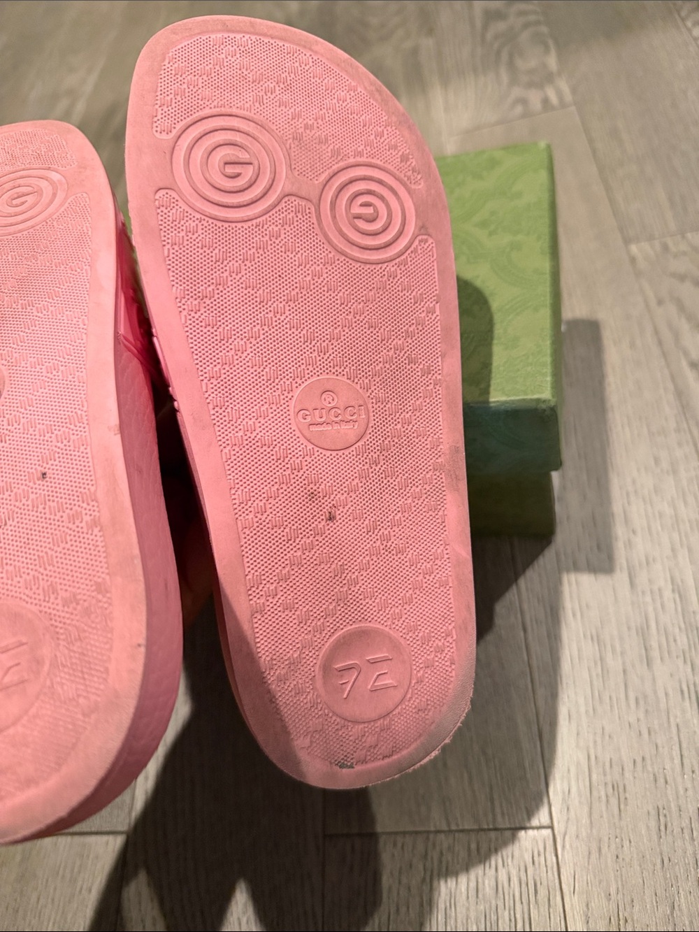 Gucci Pink GG Embossed Slide Sandals - Picture 4 of 8